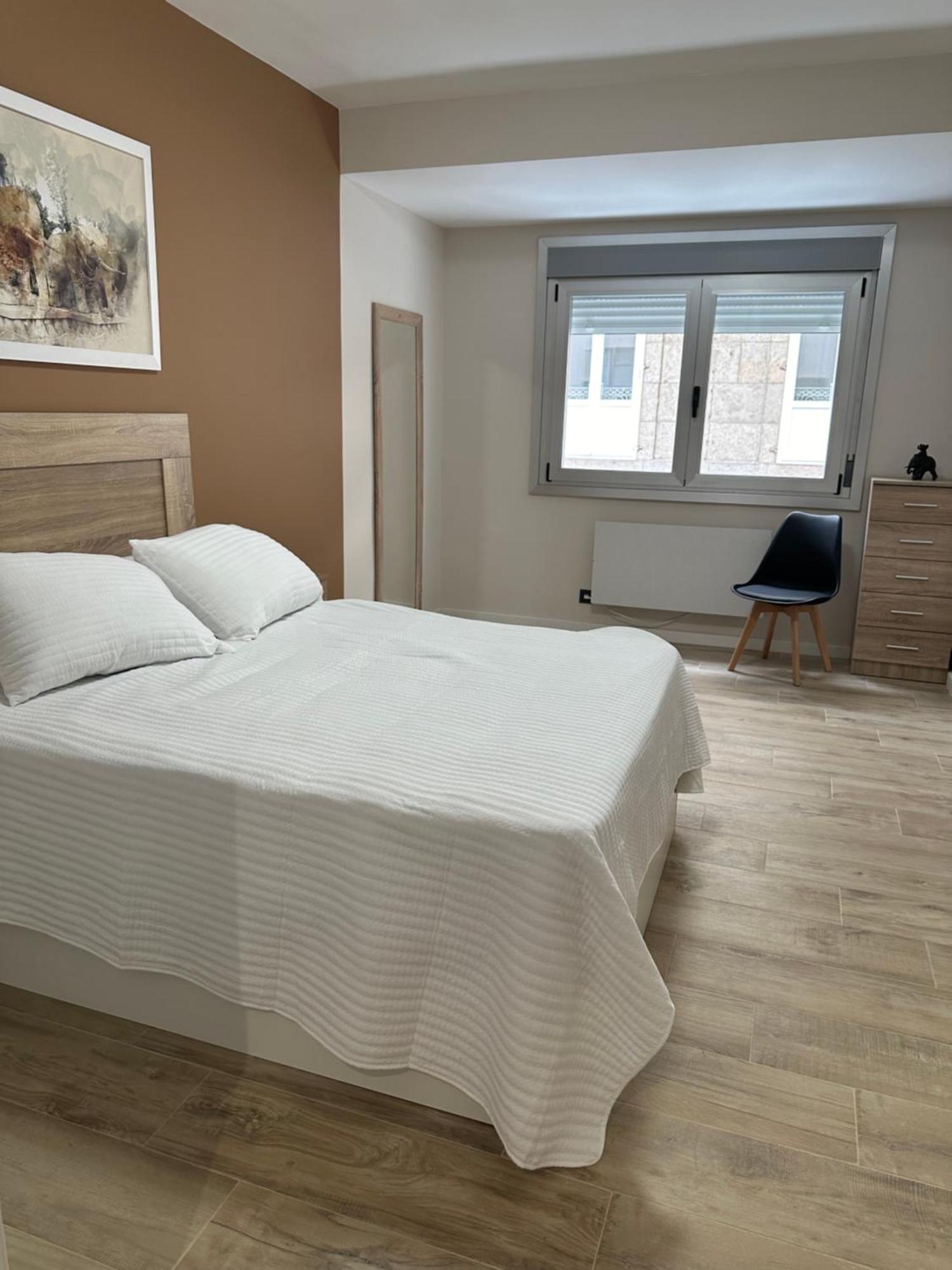 Apartamento Puente Romano Ourense Exteriör bild