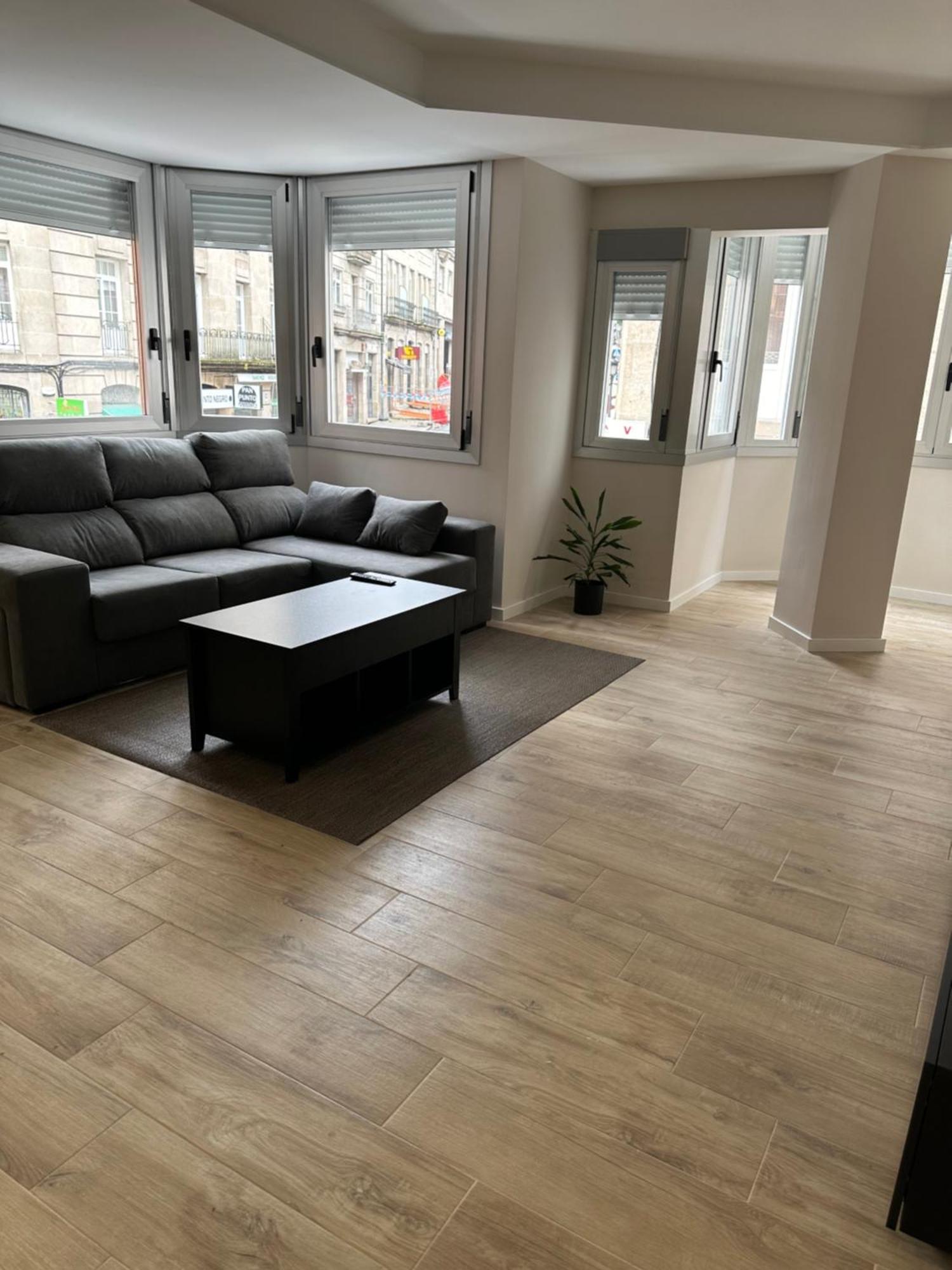 Apartamento Puente Romano Ourense Exteriör bild