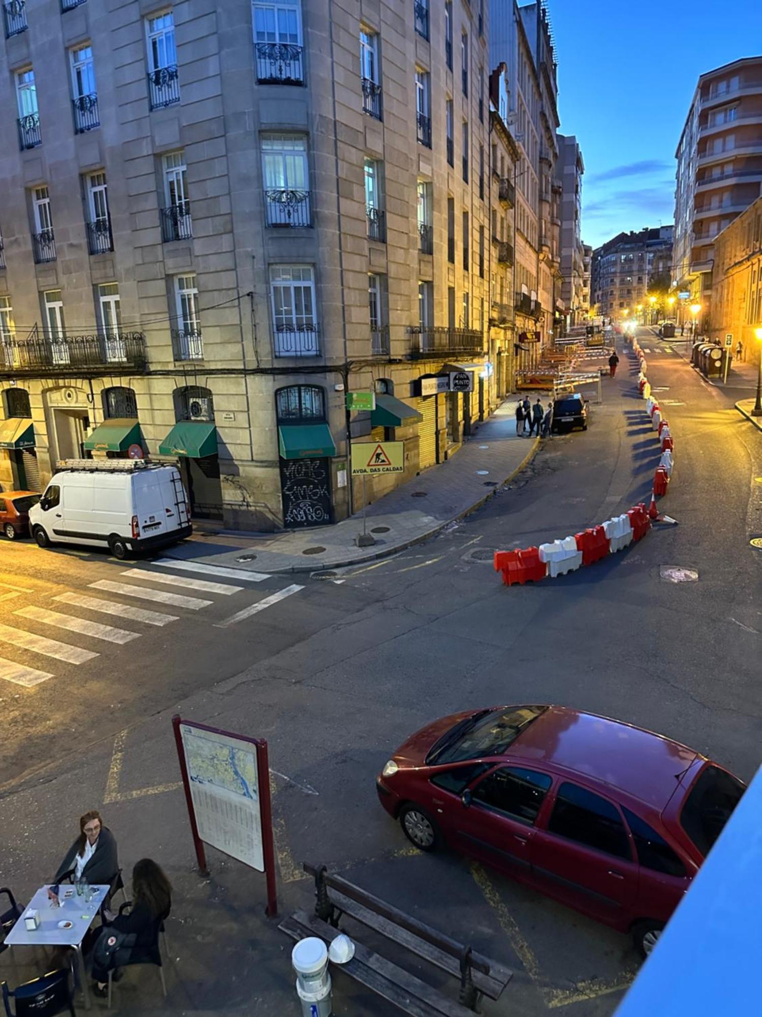 Apartamento Puente Romano Ourense Exteriör bild